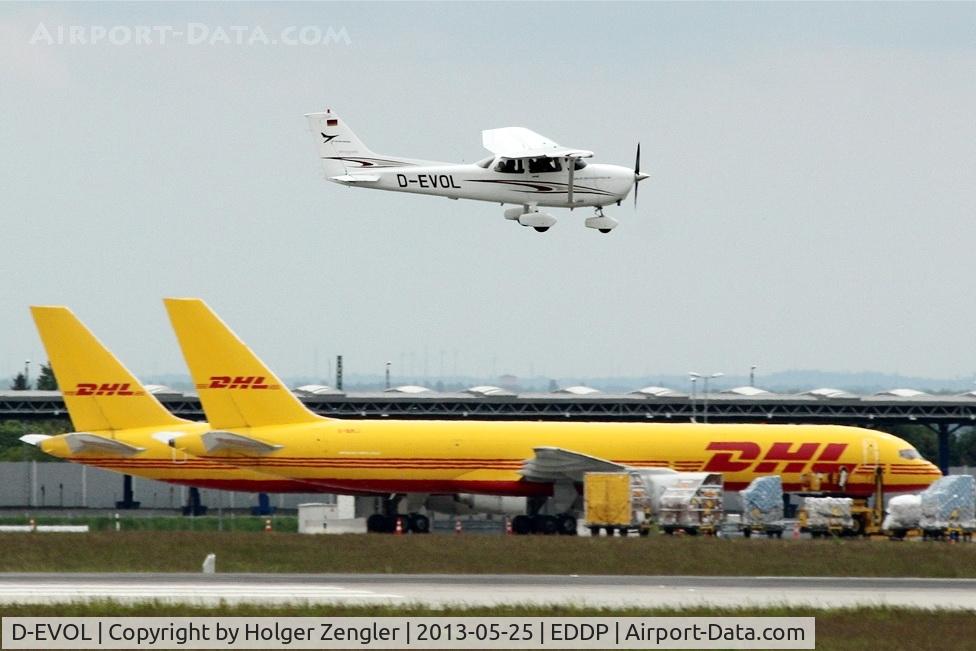 D-EVOL, 2005 Cessna 172S II C/N 172S9984, Low approach along apron 4....