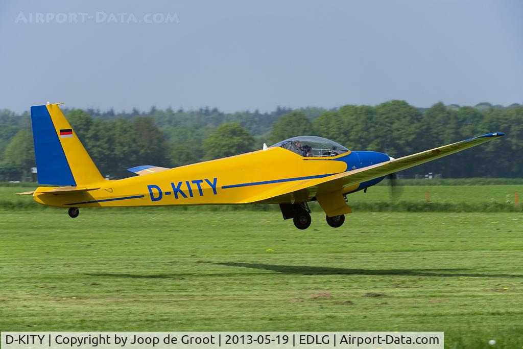 D-KITY, Schleicher ASK-16 C/N 16028, Goch-Asperden open house