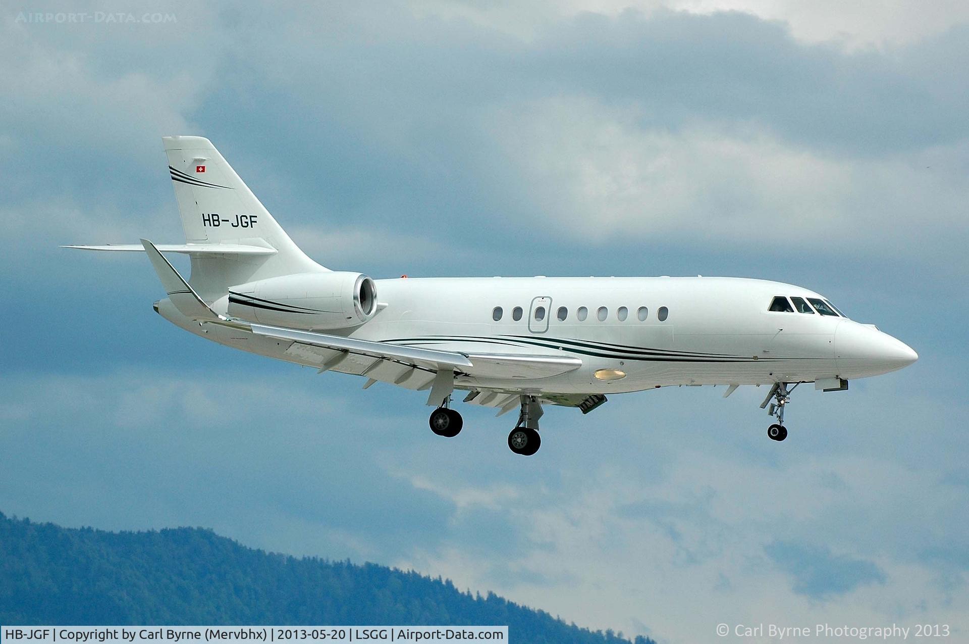 HB-JGF, 2009 Dassault Falcon 2000EX C/N 185, Taken from the park at the 05 threshold.
