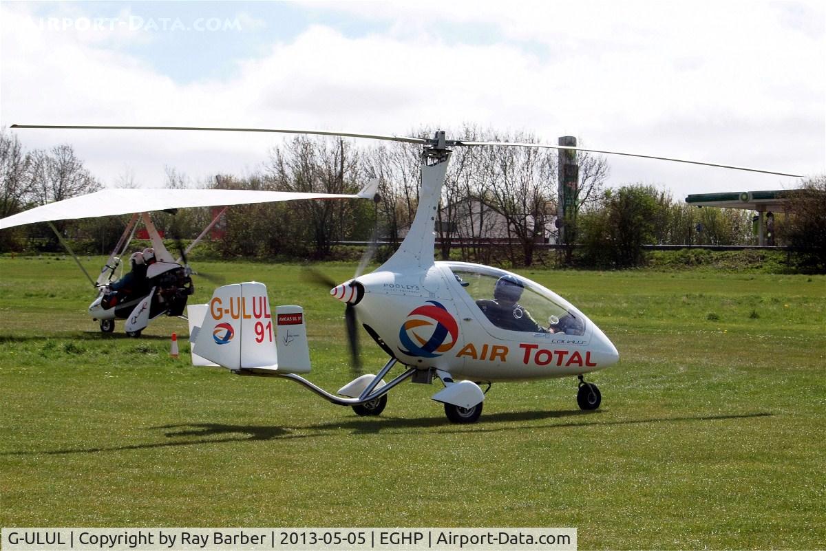 G-ULUL, 2010 RotorSport UK Calidus C/N RSUK/CALS/009, Rotorsport UK Cavalon [RSUK/CVLN/009] Popham~G 05/05/2013