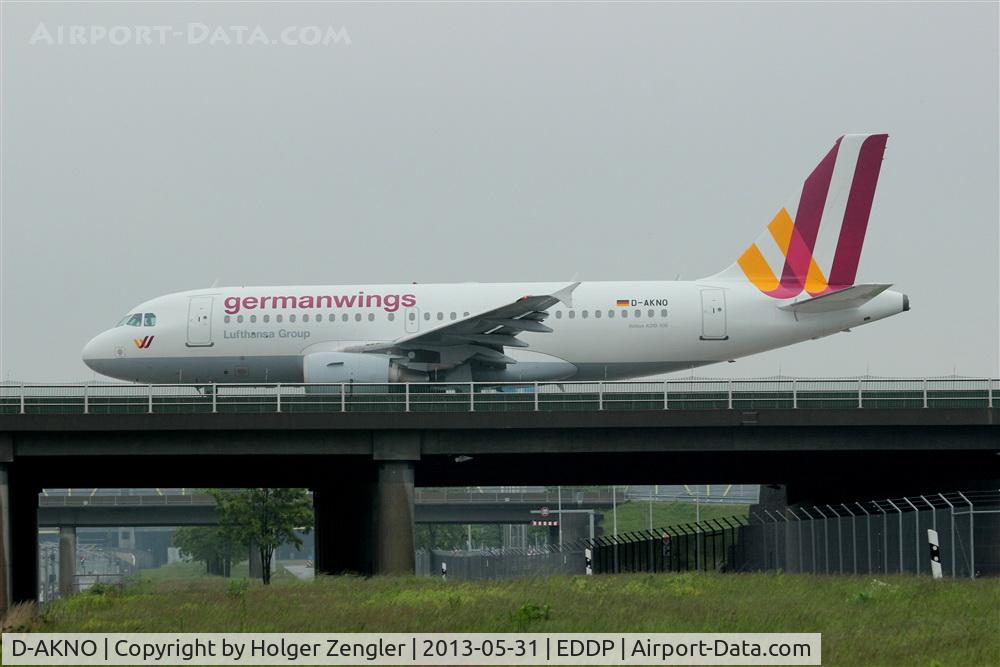 D-AKNO, 1999 Airbus A319-112 C/N 1147, On taxi to holding point 08L....
