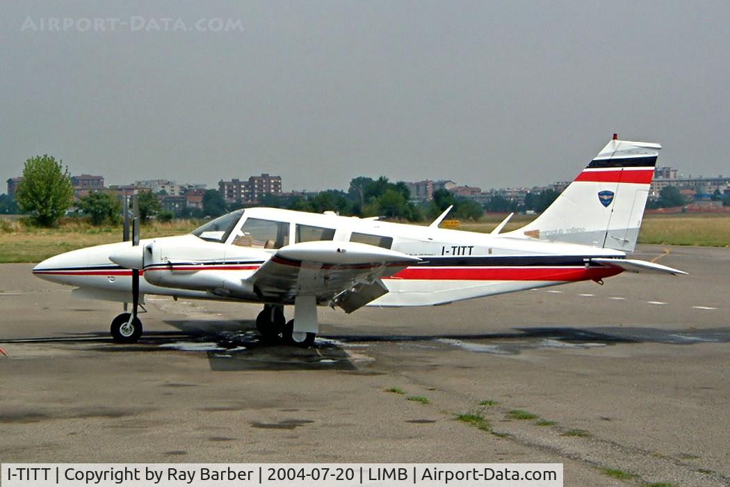 I-TITT, 1972 Piper PA-34-200 C/N 34-7250351, Piper PA-34-200 Seneca [34-7250351] Milan-Bresso~I 20/07/2004