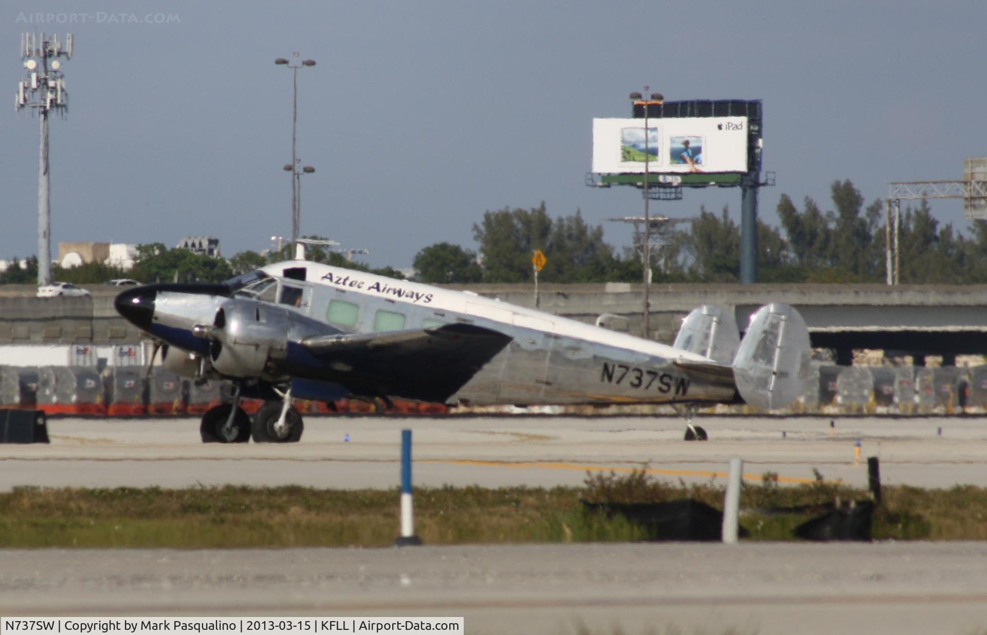 N737SW, 1959 Beech E18S C/N BA-402, Beech E18S
