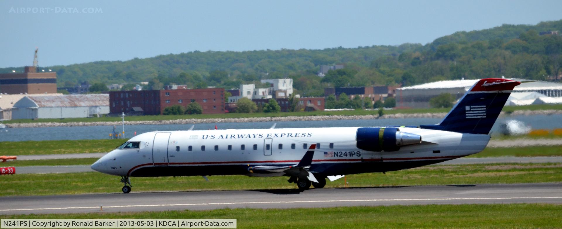 N241PS, 2004 Bombardier CRJ-200ER (CL-600-2B19) C/N 7909, Takeoff DCA