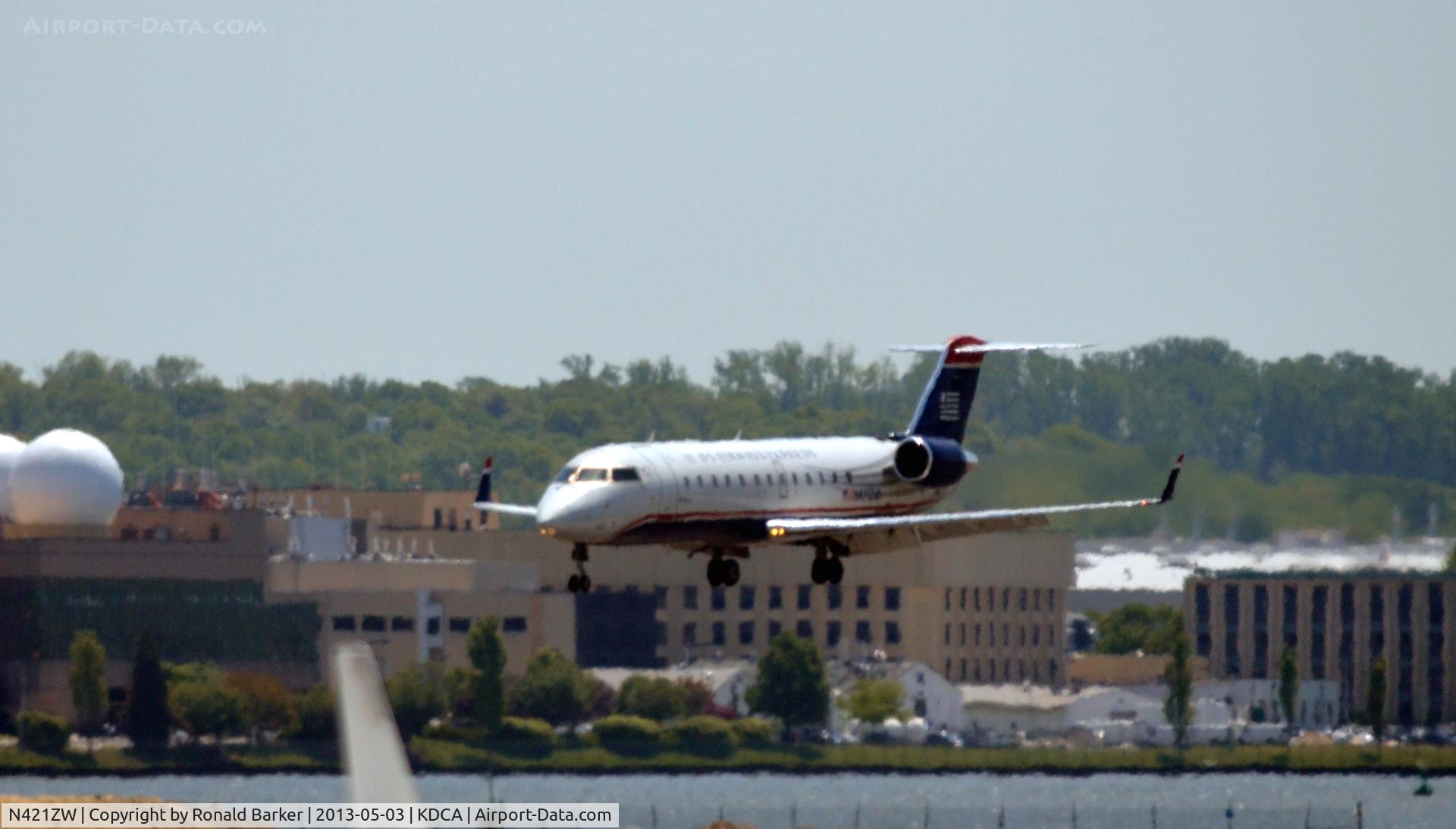 N421ZW, 1999 Bombardier CRJ-200ER (CL-600-2B19) C/N 7346, Approach to DCA