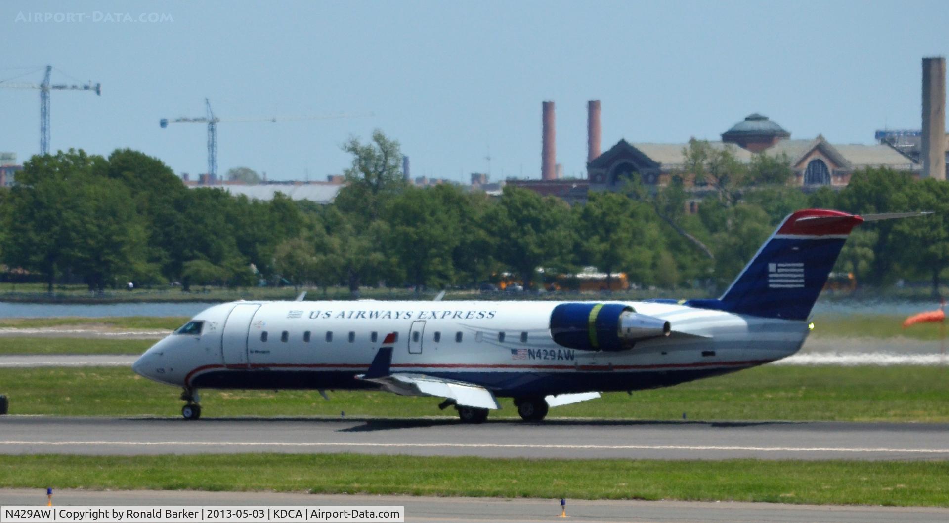 N429AW, 2002 Bombardier CRJ-200LR (CL-600-2B19) C/N 7711, Landing DCA