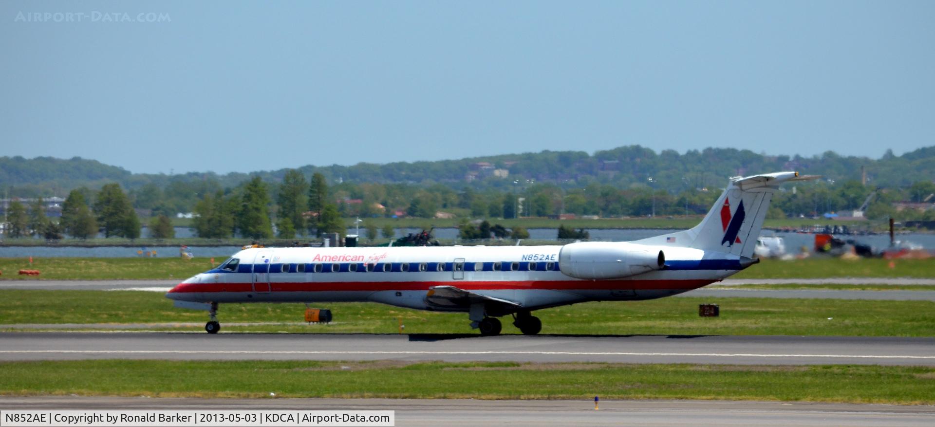 N852AE, 2003 Embraer ERJ-140LR (EMB-135KL) C/N 145736, Takeoff roll DCA
