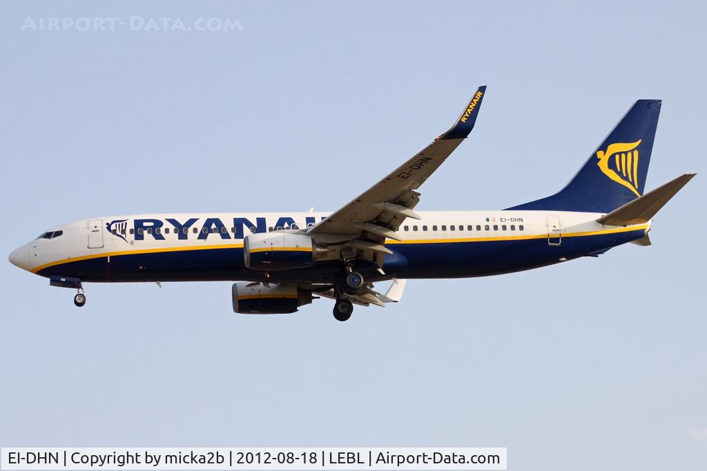 EI-DHN, 2005 Boeing 737-8AS C/N 33577, Landing