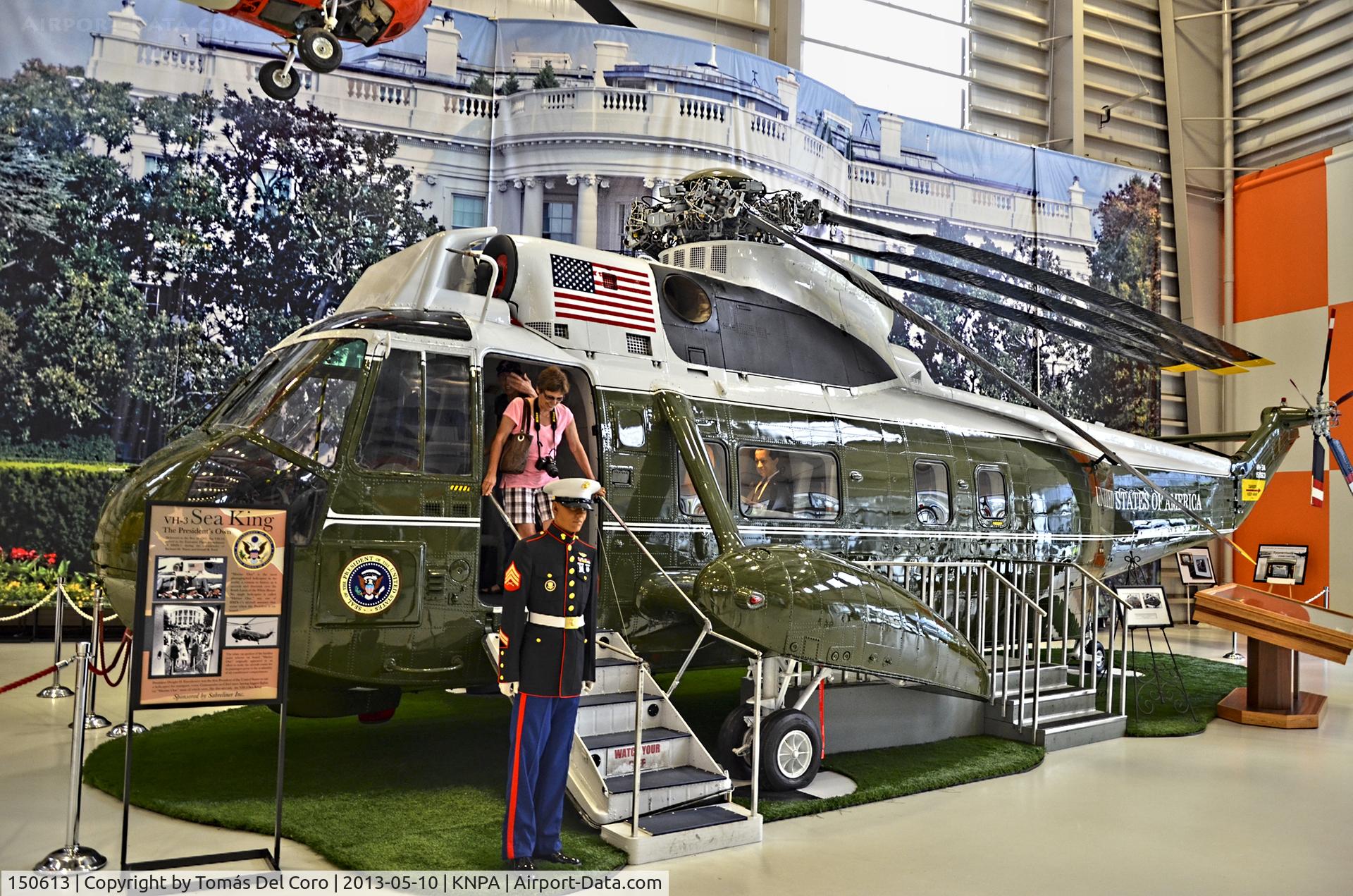 150613, 1960 Sikorsky VH-3A C/N 61-103, Sikorsky VH-3A Sea King (Marine One) BuNo 150613 HSS-2Z cn 61-103

National Naval Aviation Museum
TDelCoro
May 10, 2013
