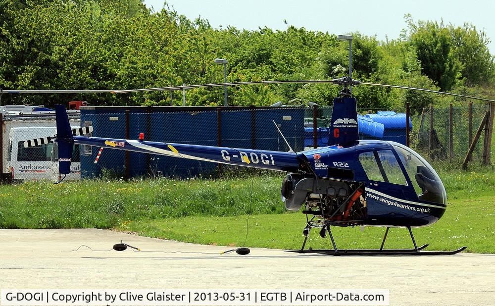 G-DOGI, 1993 Robinson R22 Beta C/N 2389, Originally owned to and currently with, Sport Cruiser 290 Group in March 2010