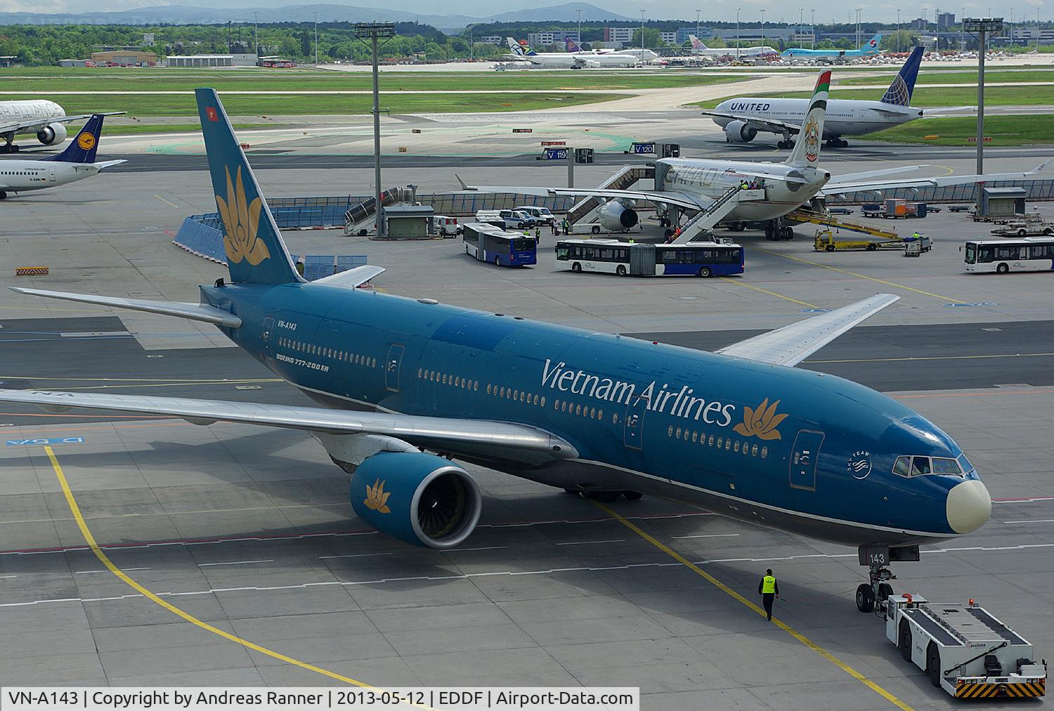 VN-A143, Boeing 777-26K/ER C/N 33502, Vietnam Airlines Boeing 777
