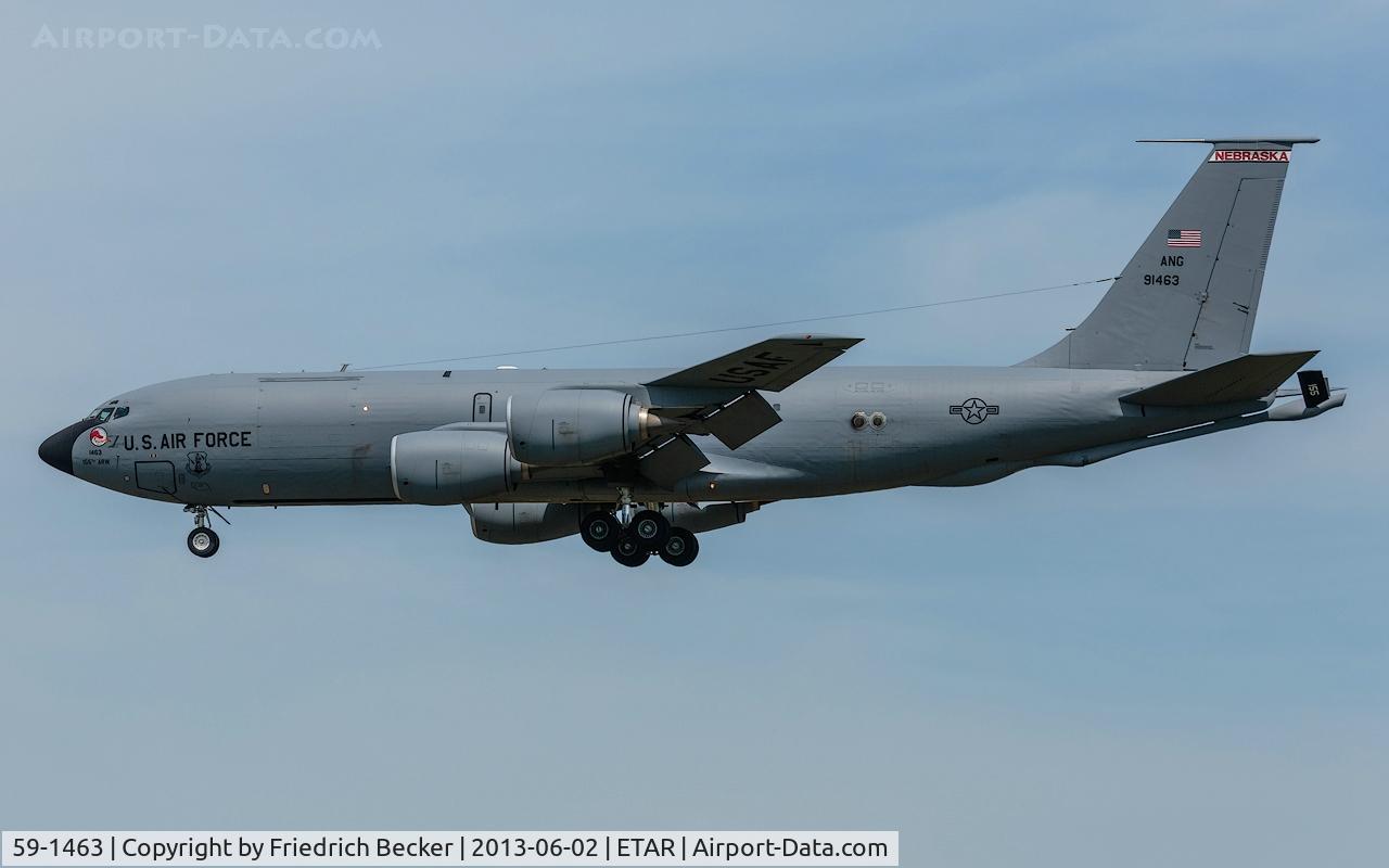 59-1463, 1959 Boeing KC-135R Stratotanker C/N 17951, on final RW26