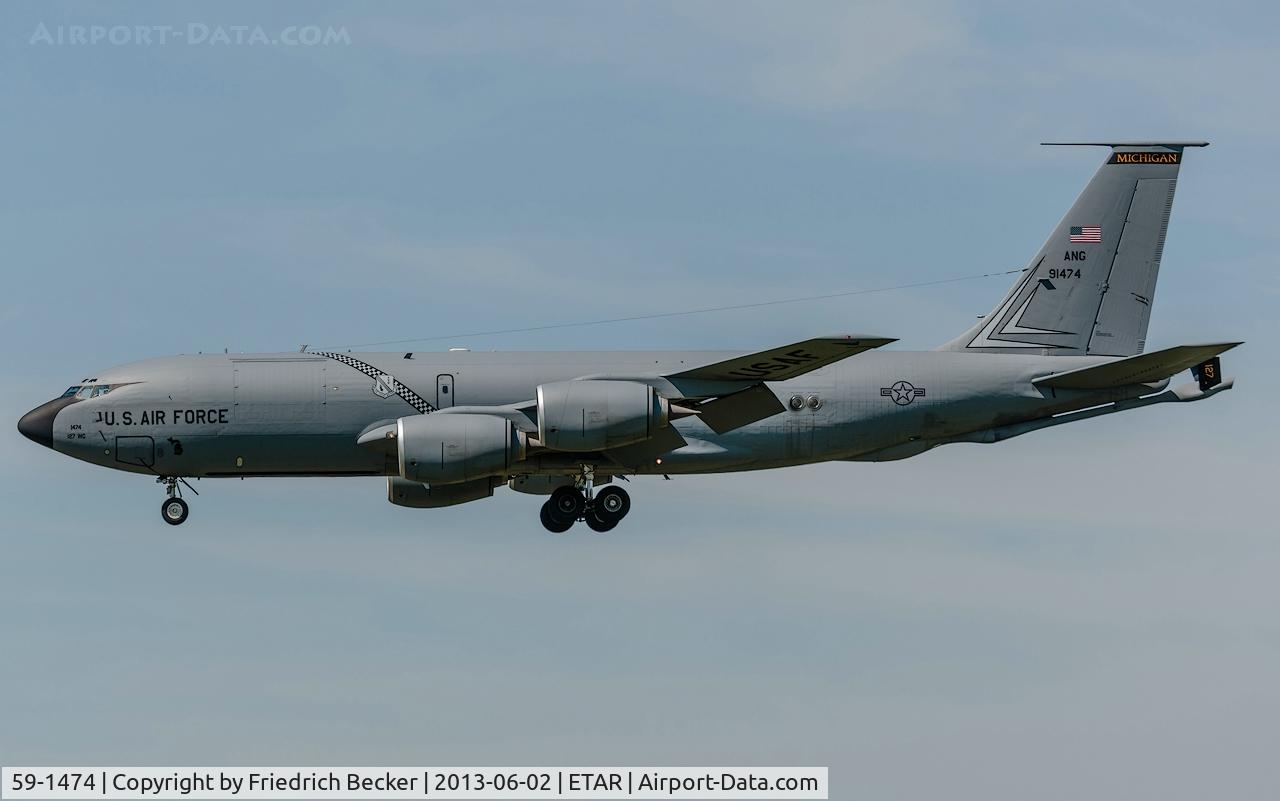 59-1474, 1959 Boeing KC-135T Stratotanker C/N 17962, on final RW26