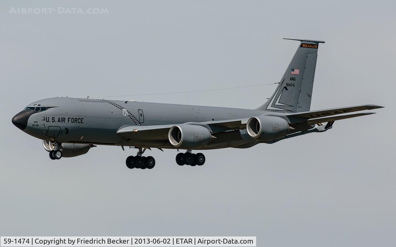59-1474, 1959 Boeing KC-135T Stratotanker C/N 17962, on final RW26