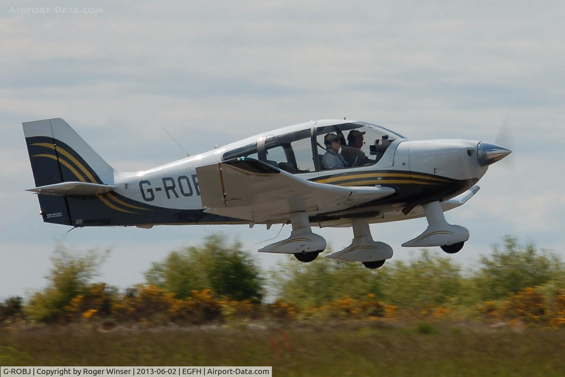 G-ROBJ, 2008 Robin DR-500-200i President C/N 45, Visiting Robin President.