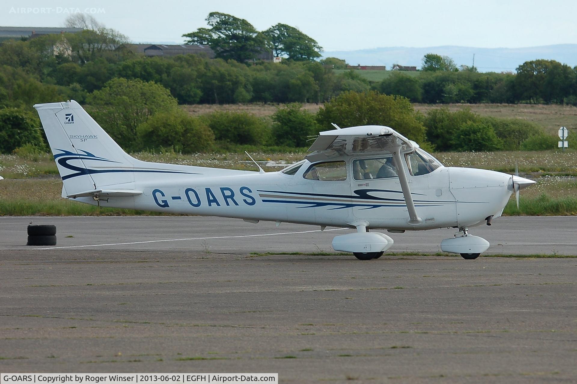 G-OARS, 2010 Cessna 172S C/N 172S11048, Visiting Cessna Skyhawk SP.