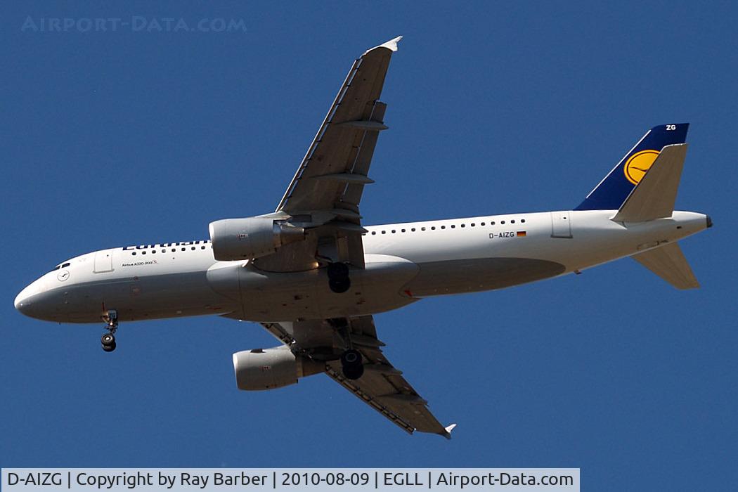 D-AIZG, 2010 Airbus A320-214 C/N 4324, Airbus A320-214 [4324] (Lufthansa) Home~G 09/08/2010. On approach 27R.