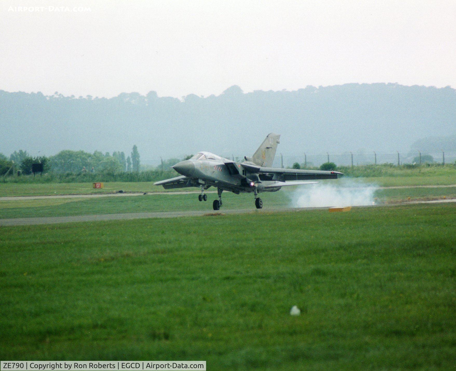 ZE790, 1988 Panavia Tornado F.3 C/N AS066/700/3317, Woodford Airshow