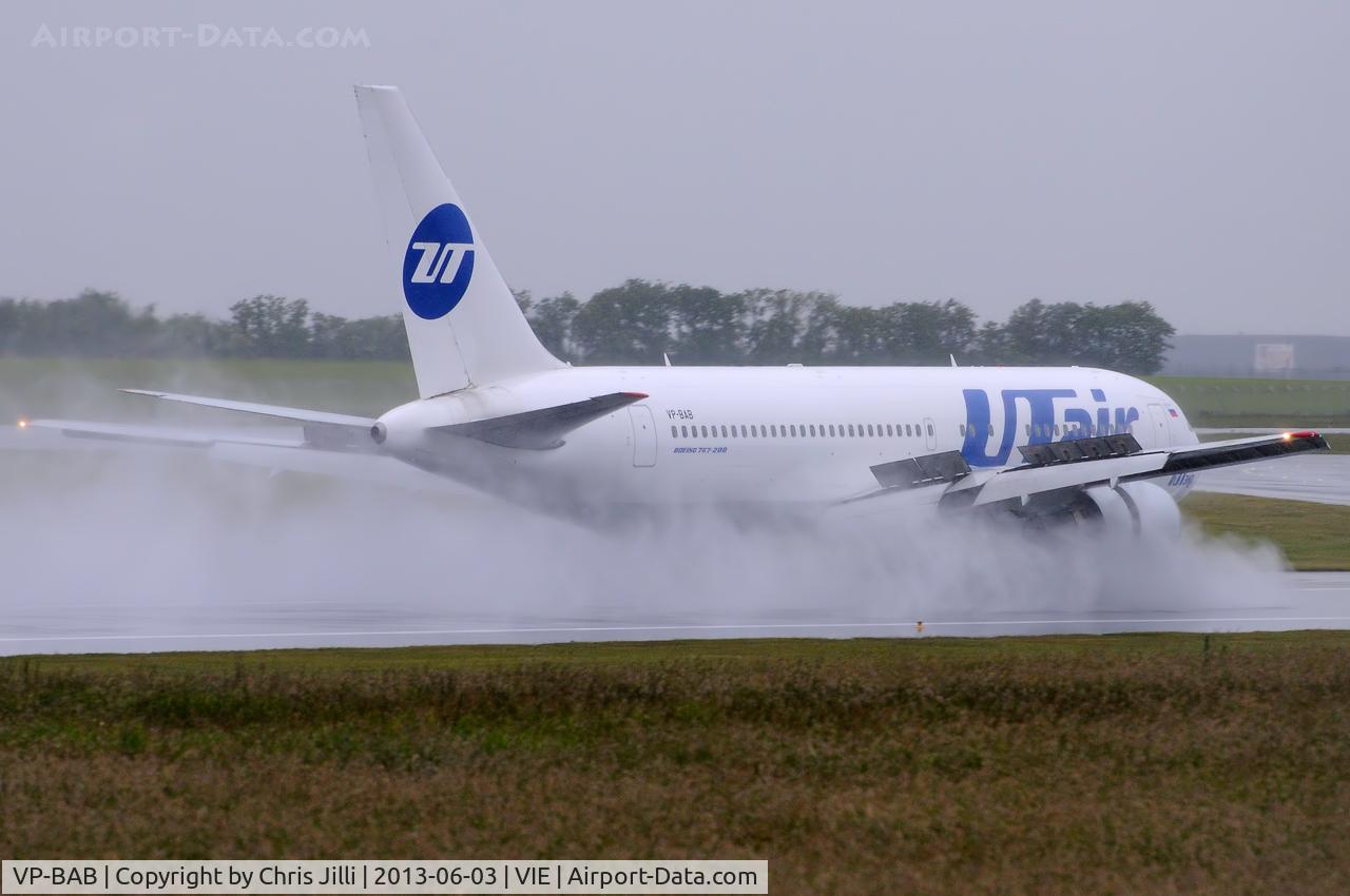VP-BAB, 2000 Boeing 767-224/ER C/N 30430, UTair