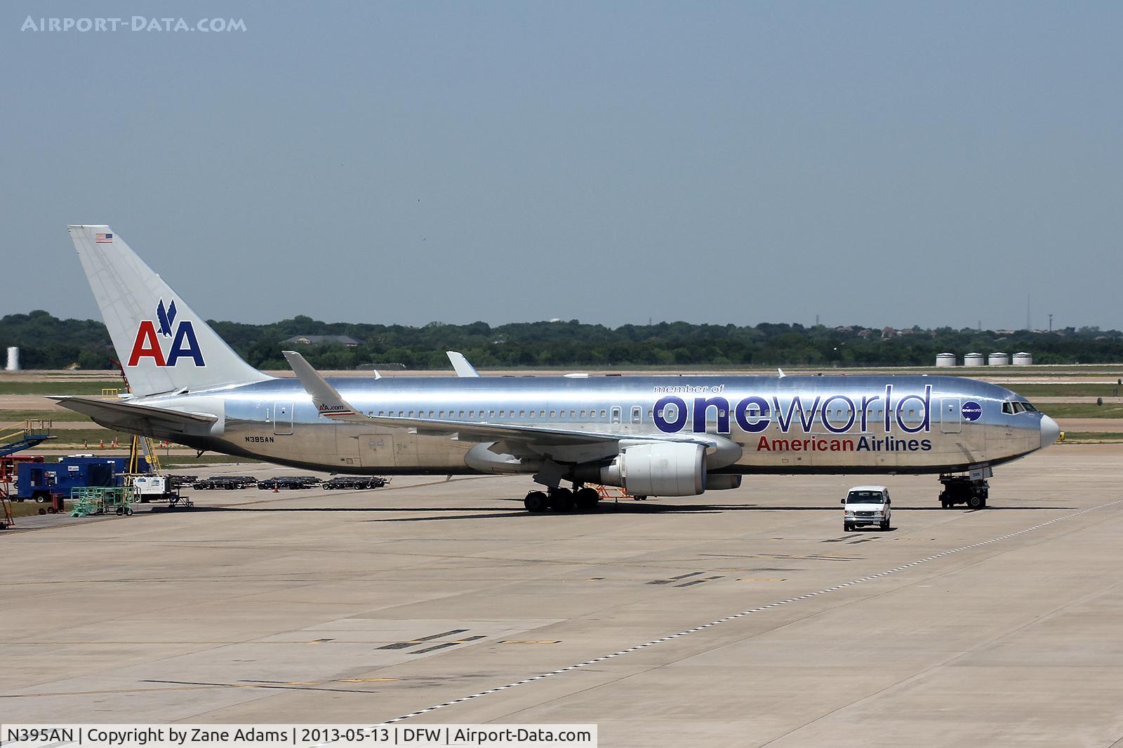 N395AN, 1998 Boeing 767-323 C/N 29432, American Airlines at DFW Airport