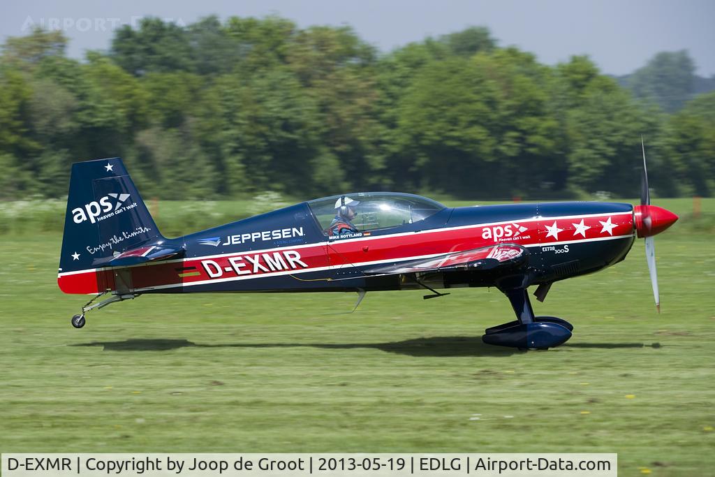 D-EXMR, 1992 Extra EA-300S C/N 002, Goch Asperden air show