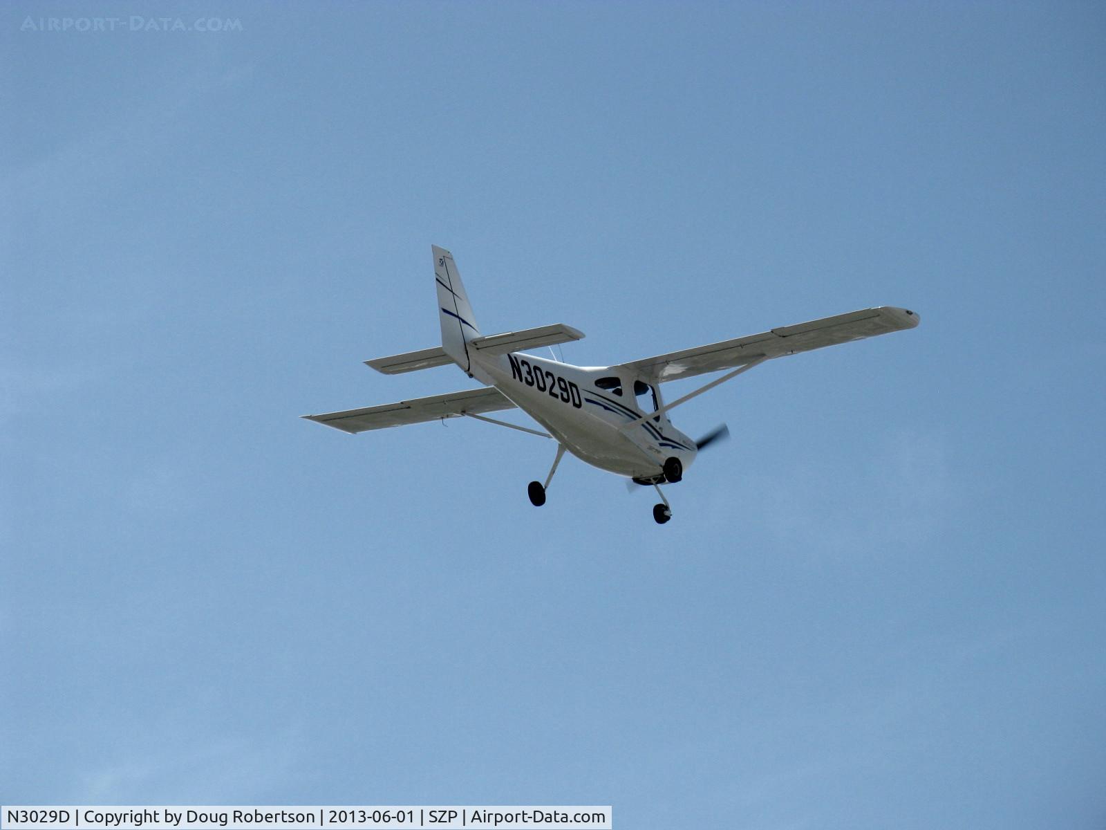 N3029D, 2011 Cessna 162 Skycatcher C/N 16200097, 2011 Cessna 162 SKYCATCHER LSA, Continental O-200-D lightweight 100 Hp, takeoff climb Rwy 22