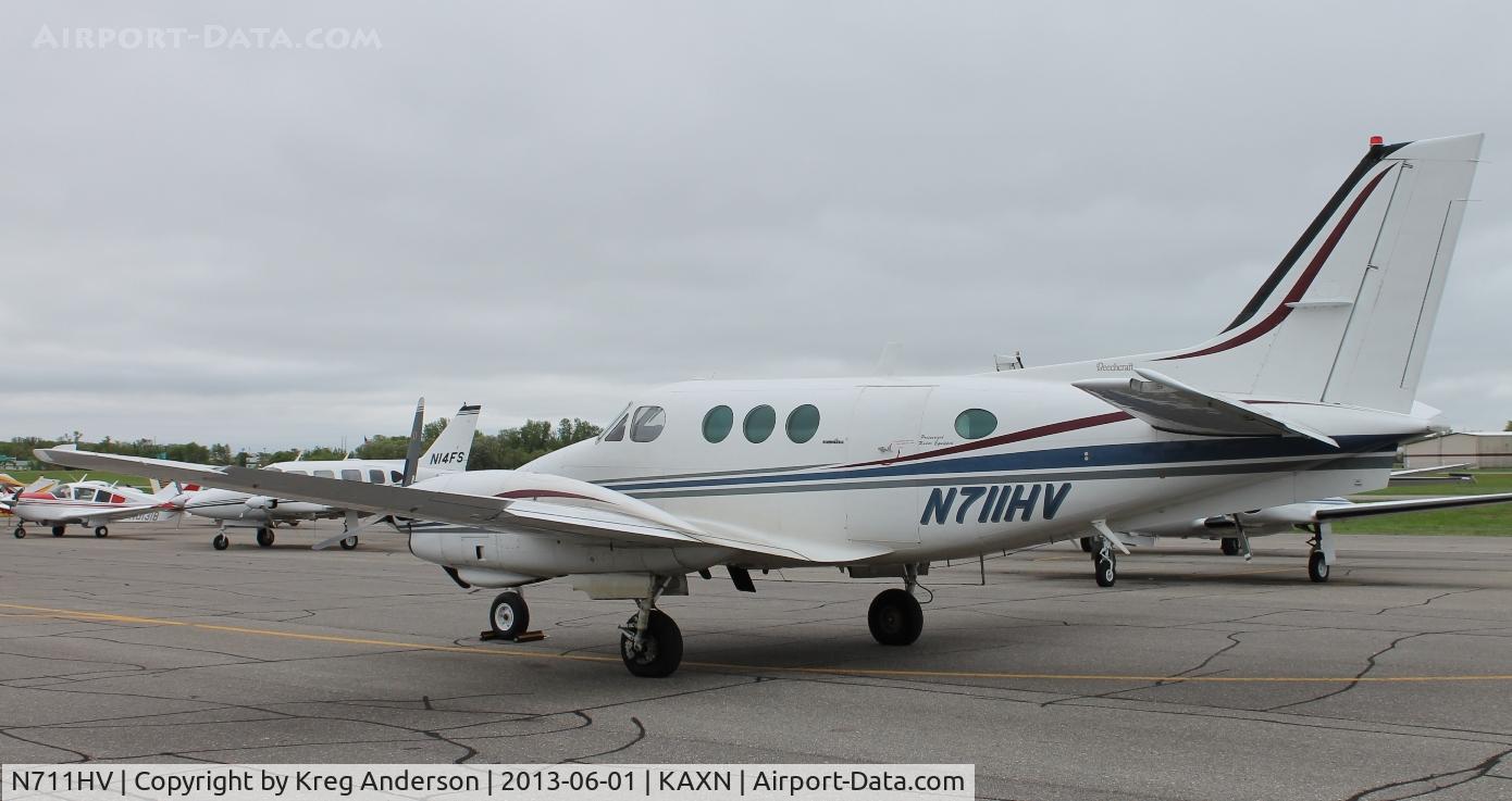 N711HV, Beech E-90 King Air C/N LW-246, Beech E-90 King Air on the ramp.