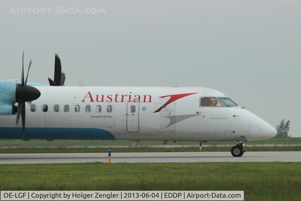 OE-LGF, 2002 De Havilland Canada DHC-8-402Q Dash 8 C/N 4068, Many thanks to Lady 1st Officer who was friendly waving....