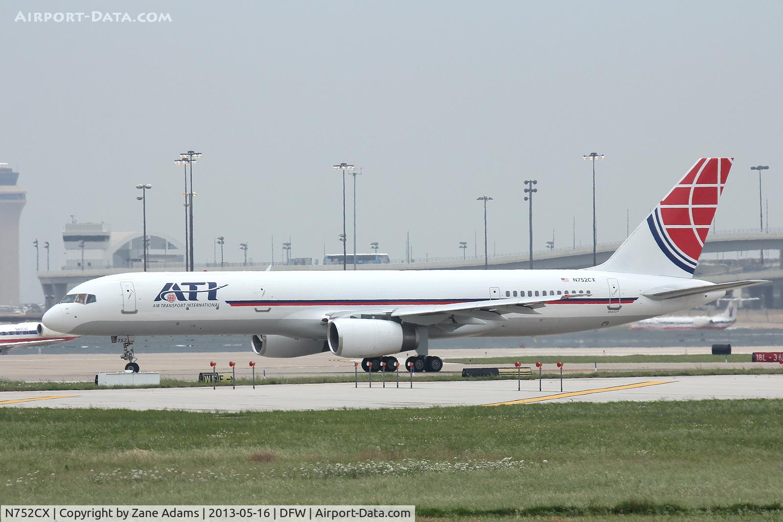 N752CX, 1989 Boeing 757-2G5 C/N 24451, ATI 757-combi at DFW Airport