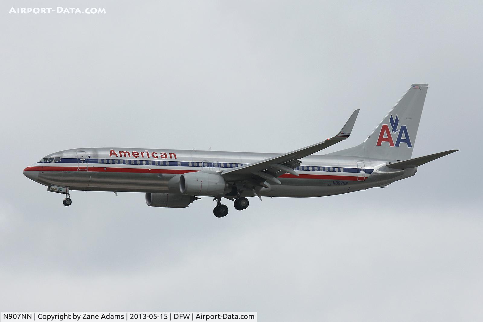 N907NN, 2013 Boeing 737-823 C/N 31158, American Airlines at DFW Airport