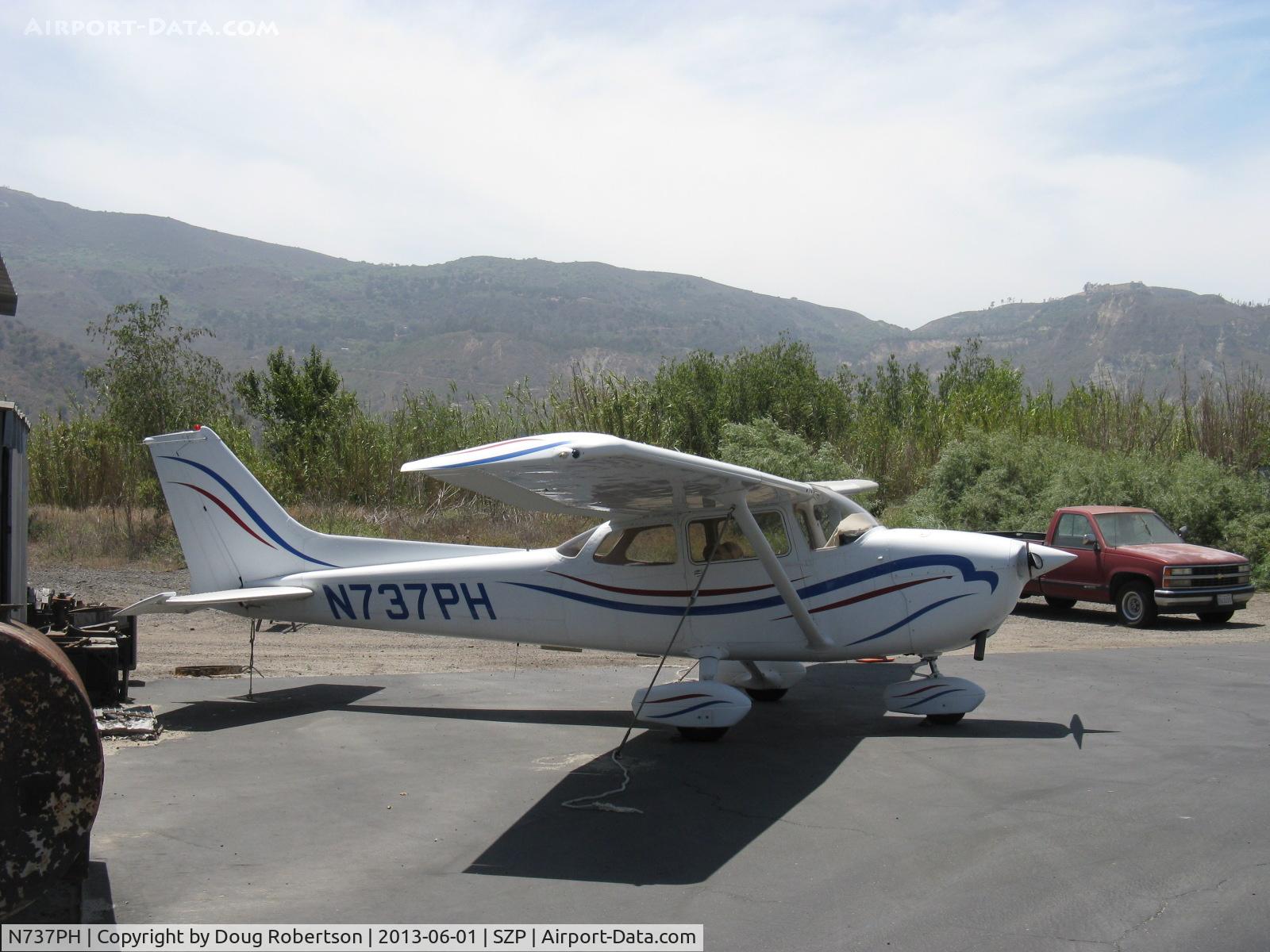 N737PH, 1977 Cessna 172N C/N 17269564, 1977 Cessna 172N SKYHAWK, Lycoming O-320-H2AD 160 Hp