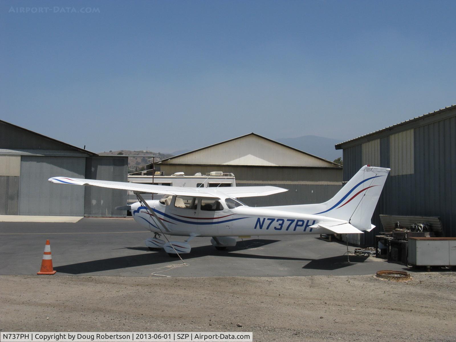 N737PH, 1977 Cessna 172N C/N 17269564, 1977 Cessna 172N SKYHAWK, Lycoming O-320-H2AD 160 Hp