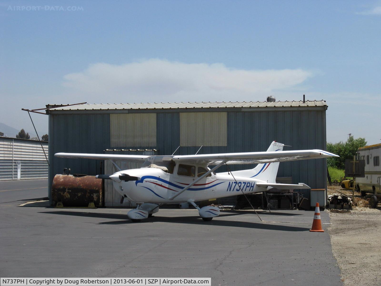 N737PH, 1977 Cessna 172N C/N 17269564, 1977 Cessna 172N SKYHAWK, Lycoming O-320-H2AD 160 Hp