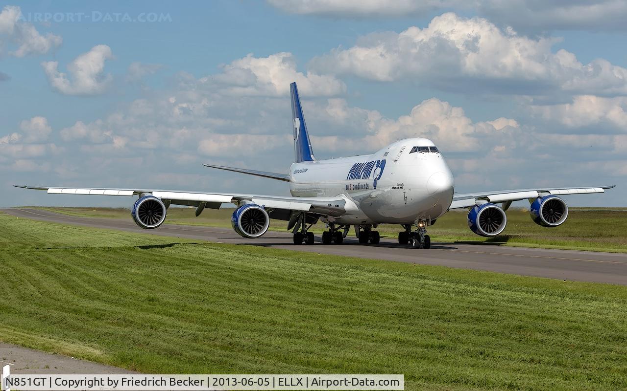 N851GT, 2012 Boeing 747-87UF C/N 37565, taxying to the active