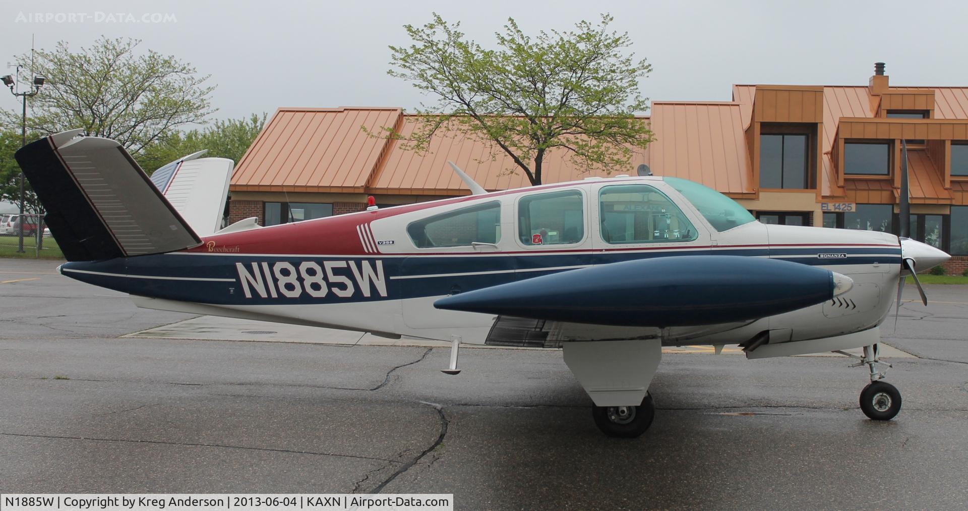N1885W, 1973 Beech V35B Bonanza C/N D-9485, Beech V35B Bonanza parked at the fuel pumps.