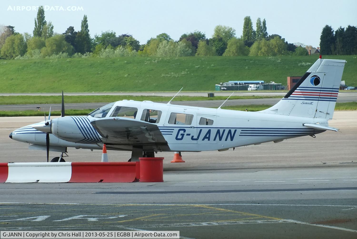 G-JANN, 1988 Piper PA-34-220T Seneca III C/N 34-33133, privately owned