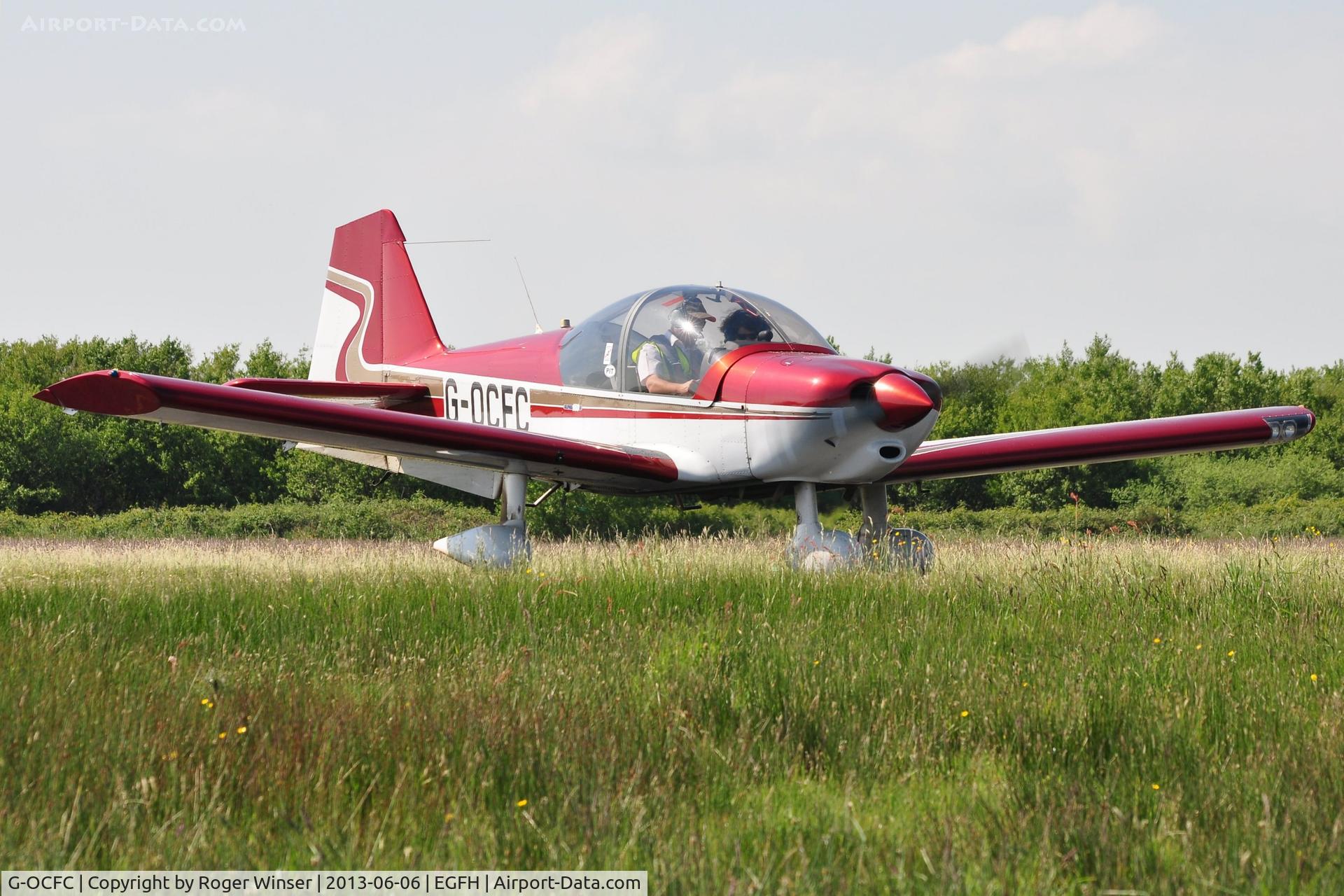 G-OCFC, 2002 Robin R-2160 Alpha Sport C/N 374, Visiting Robin Alpha Sport.
