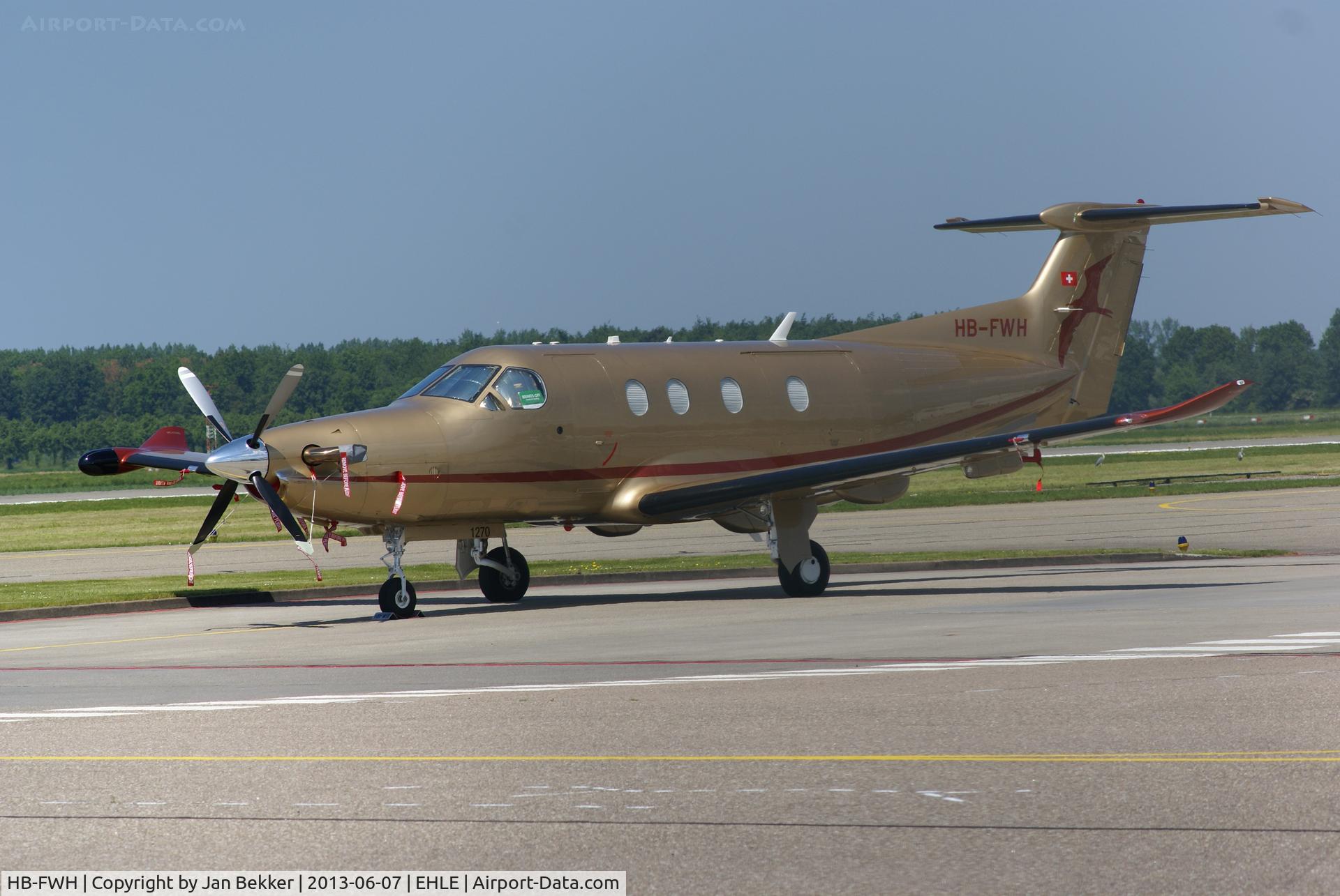HB-FWH, 2011 Pilatus PC-12/47E C/N 1420, Airport Lelystad