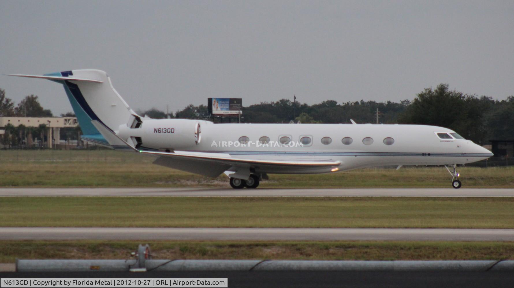 N613GD, 2011 Gulfstream Aerospace G650 (G-VI) C/N 6013, Gulfstream 650 arriving at NBAA