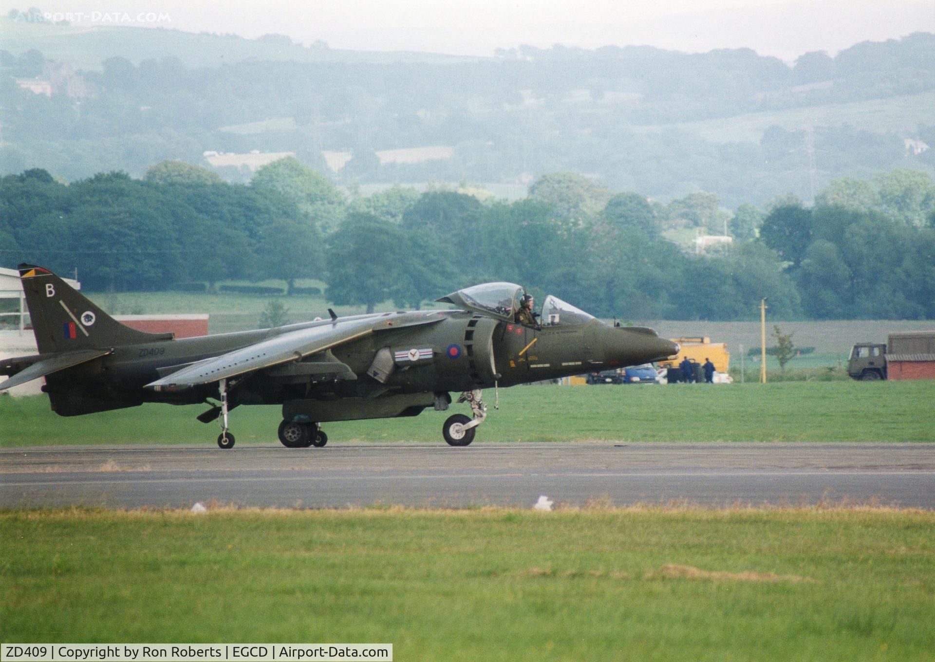 ZD409, British Aerospace Harrier GR.7 C/N P38, Woodford Airshow