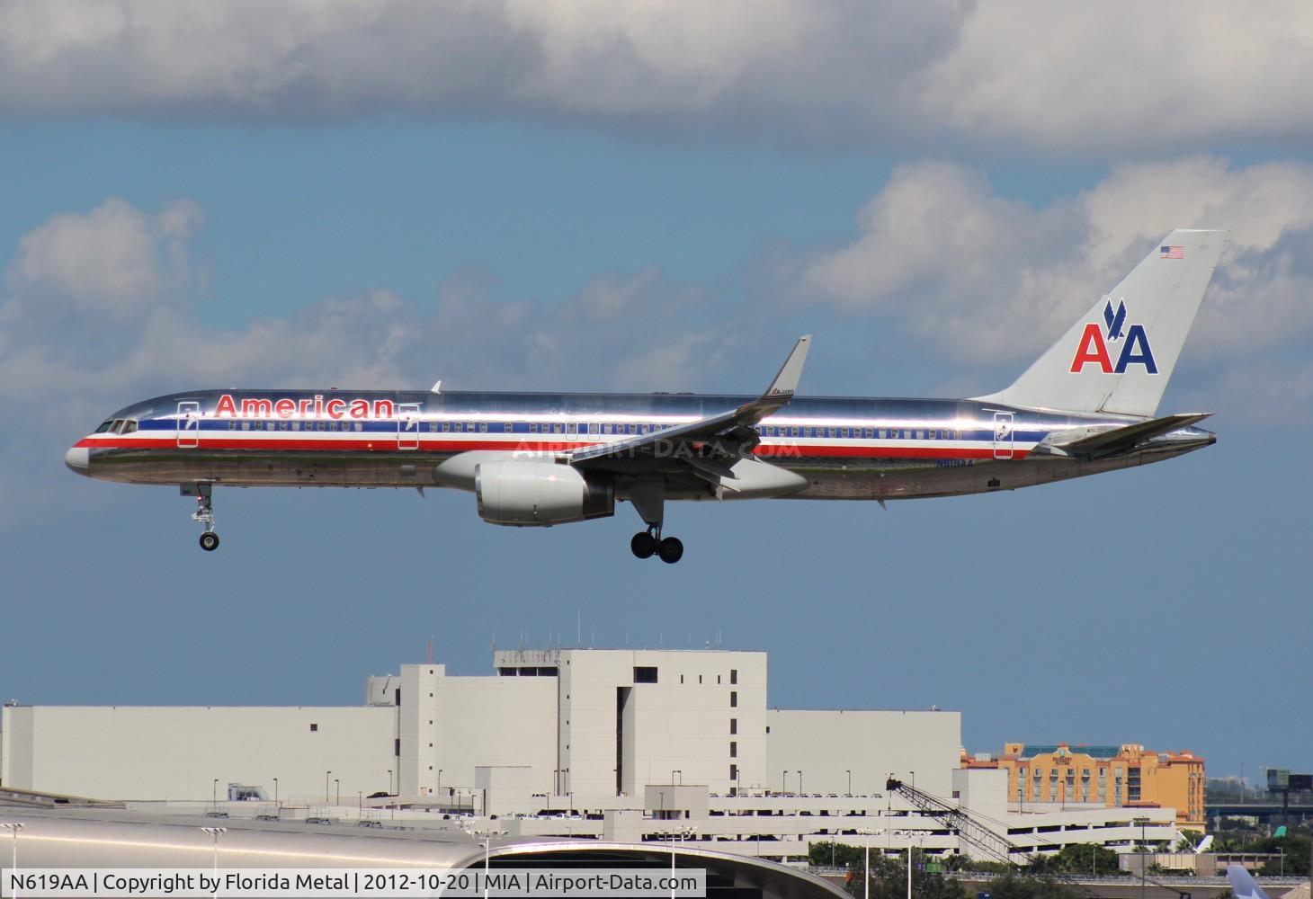 N619AA, 1990 Boeing 757-223 C/N 24577, American 757