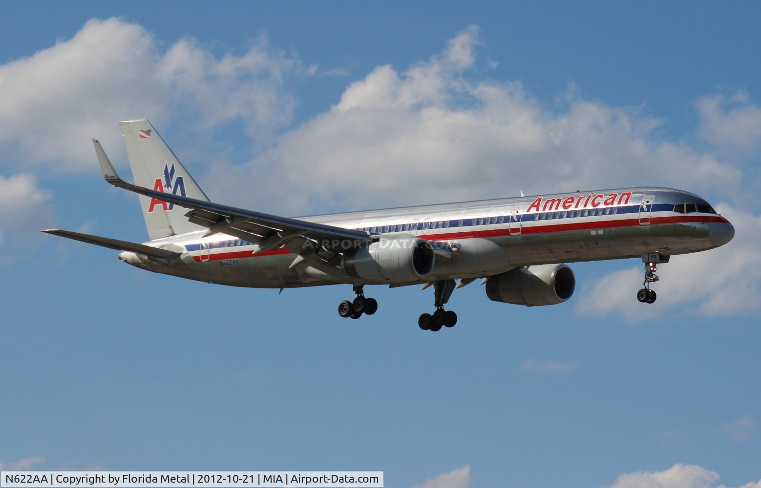 N622AA, 1990 Boeing 757-223 C/N 24580, American 757