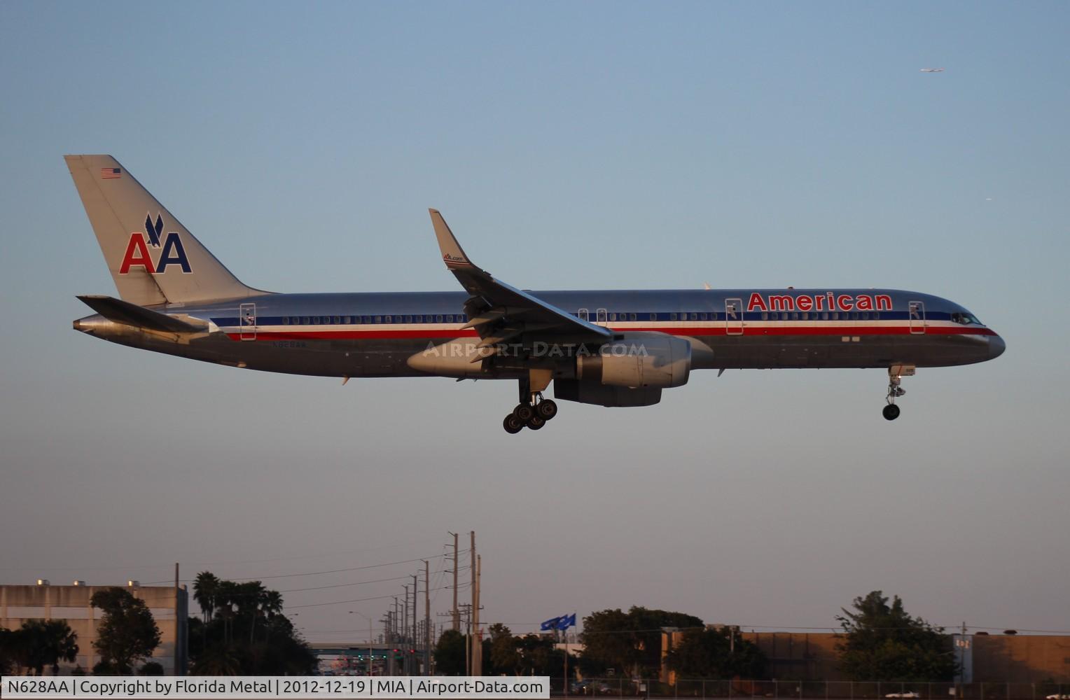 N628AA, 1990 Boeing 757-223 C/N 24586, American 757