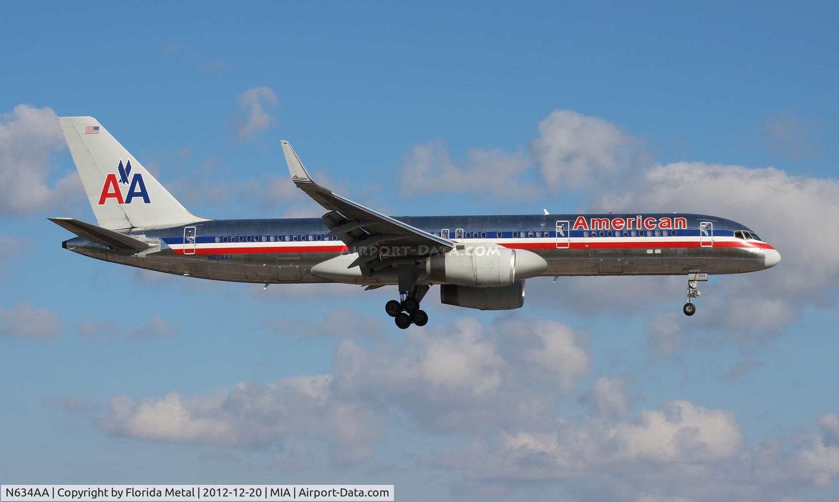 N634AA, 1990 Boeing 757-223 C/N 24592, American 757
