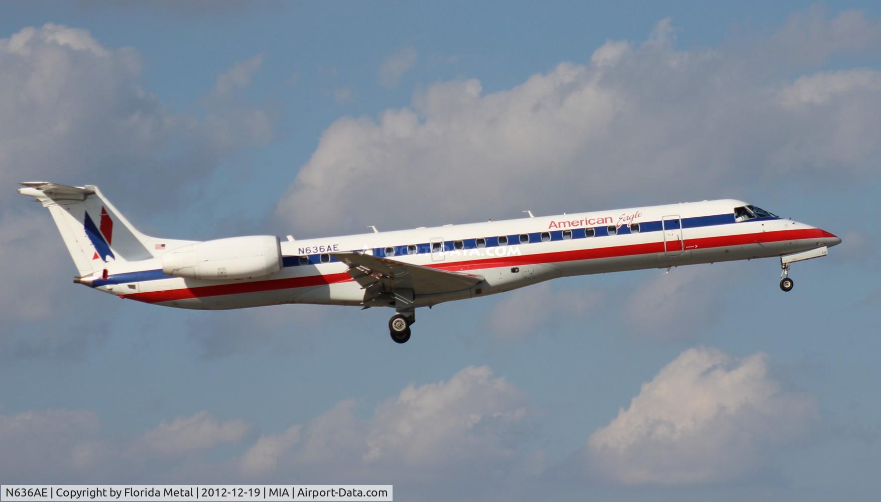N636AE, 1999 Embraer ERJ-145LR (EMB-145LR) C/N 145160, Eagle E145LR