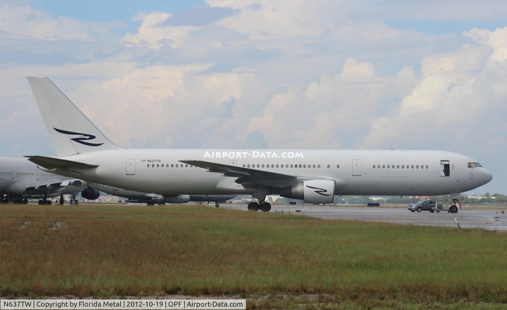 N637TW, 1991 Boeing 767-33A C/N 25403, Ryan International 767-300