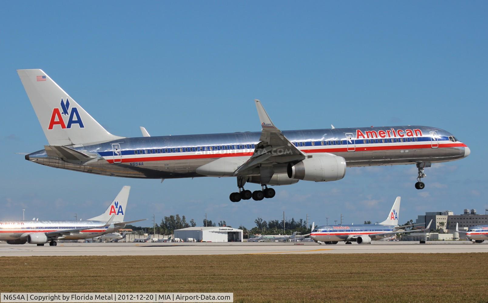 N654A, 1991 Boeing 757-223 C/N 24612, American 757