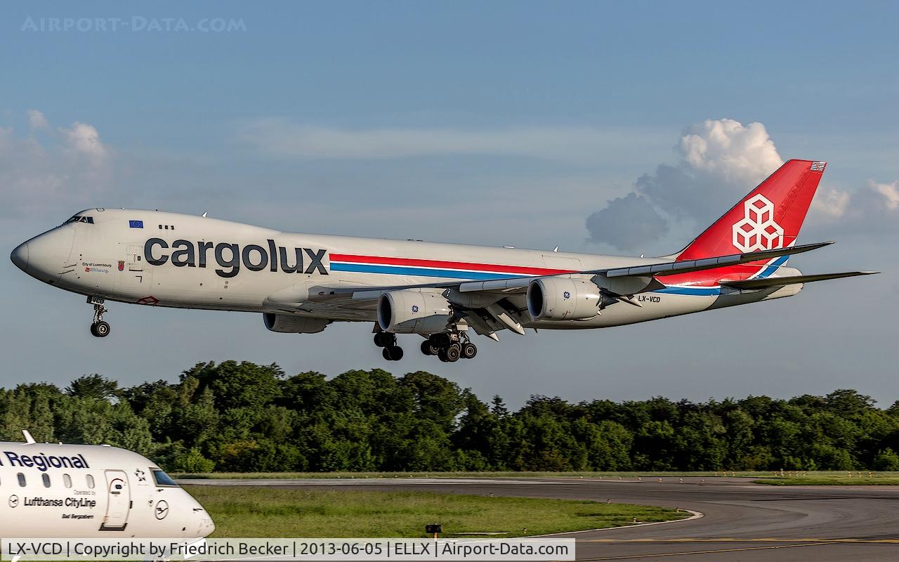 LX-VCD, 2011 Boeing 747-8R7F C/N 35809, short final RW06