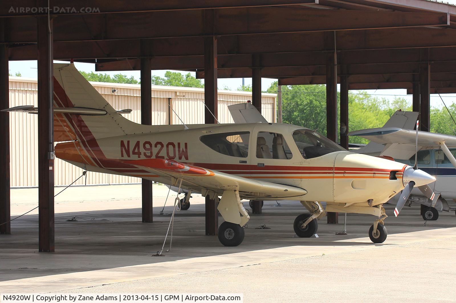 N4920W, 1977 Rockwell International 114 Commander C/N 14244, At Grand Prairie Municipal Airport