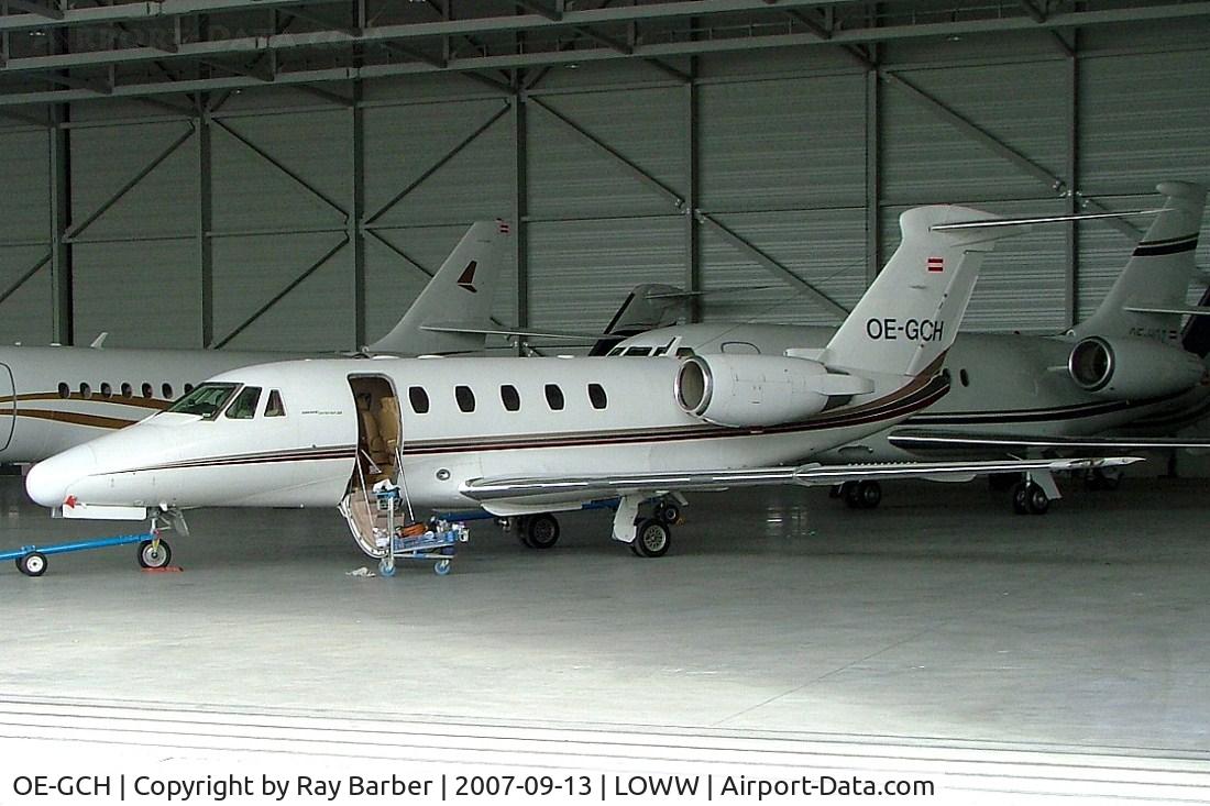 OE-GCH, 1992 Cessna 650 Citation VII C/N 650-7006, Cessna Citation VII [650-7006] Vienna-Schwechat~OE 13/09/2007